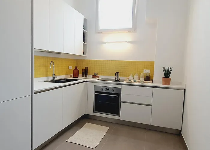 Casa Con Terrazza Esclusiva Su