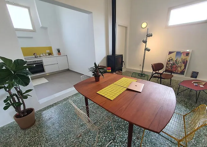 아파트 Grande Casa Con Terrazza Al Centro Di