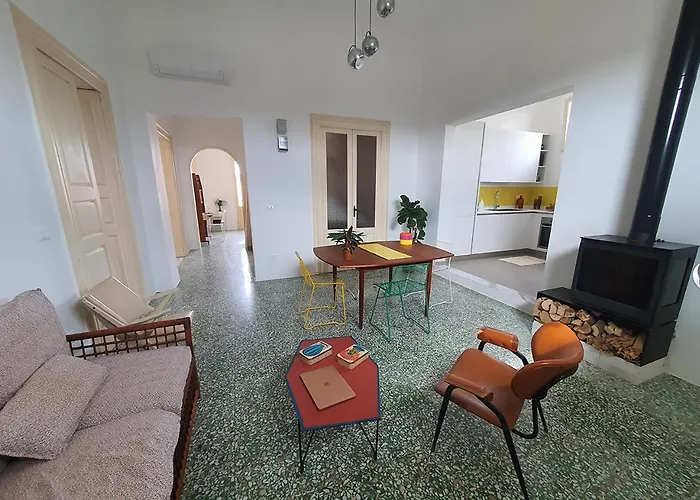 아파트 Grande Casa Con Terrazza Al Centro Di