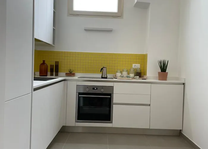 Grande Casa Con Terrazza Al Centro Di 아파트